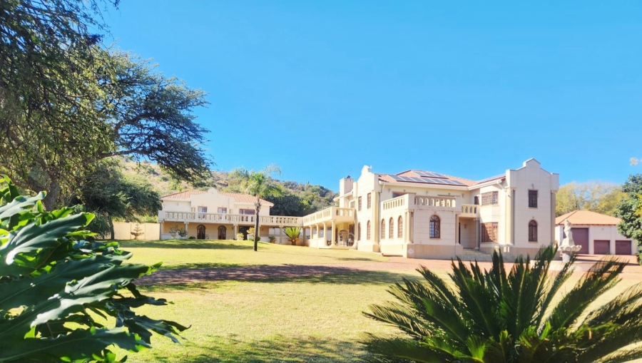 4 Bedroom Property for Sale in Wilkoppies North West